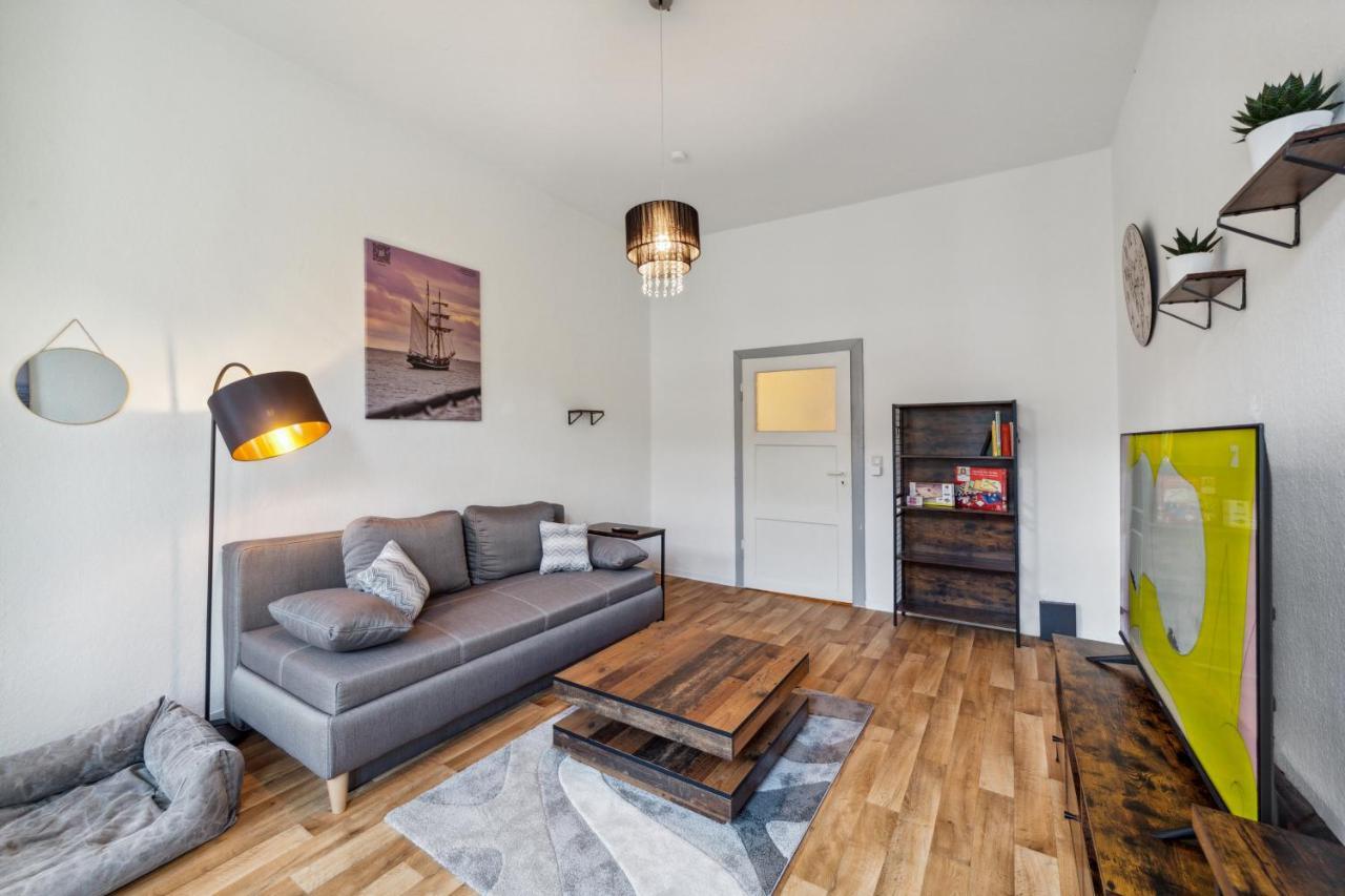 Infinity Stay: Bis Zu 4 Personen Zentrum Wassernah Netflix Wilhelmshaven Buitenkant foto