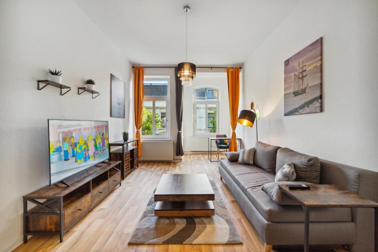 Infinity Stay: Bis Zu 4 Personen Zentrum Wassernah Netflix Wilhelmshaven Buitenkant foto