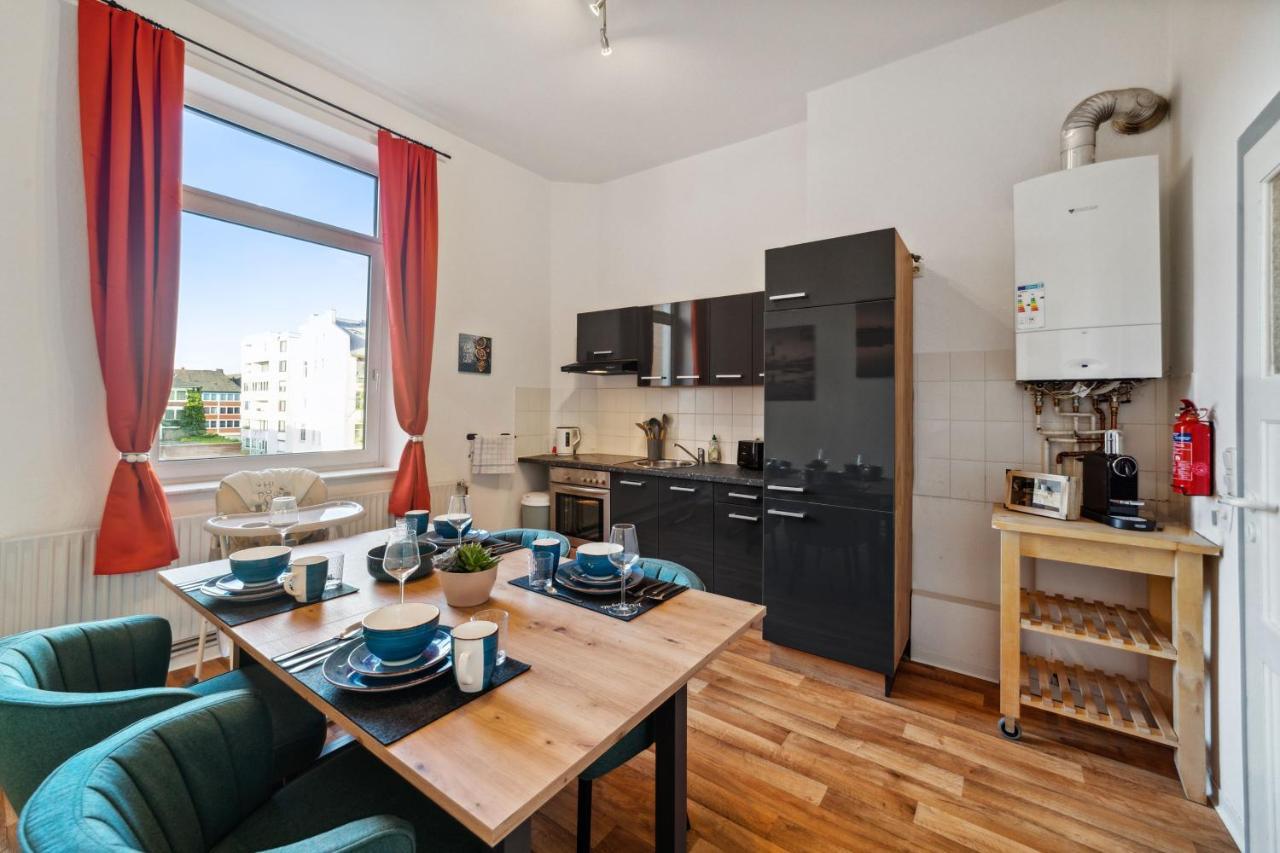 Infinity Stay: Bis Zu 4 Personen Zentrum Wassernah Netflix Wilhelmshaven Buitenkant foto